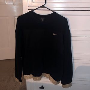 Nike Gold detailed fleece sweatshirt